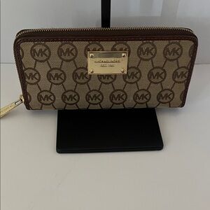 Michael Kors Tan and Brown Logo Zip Wallet